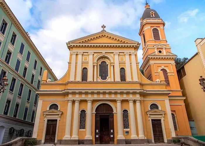 Appartement T1 Centre Carre D'or Proche *